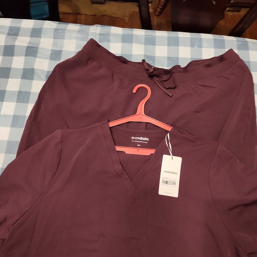 Mandala Purple Scrub Set